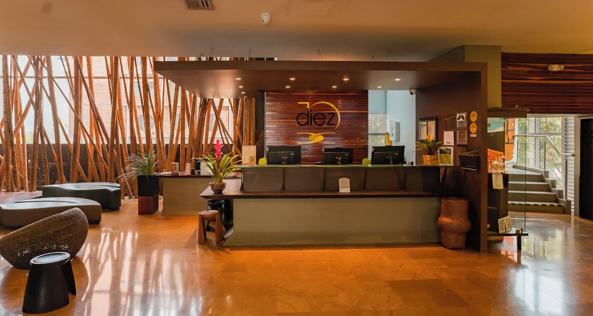 Diez Hotel Categoría Colombia