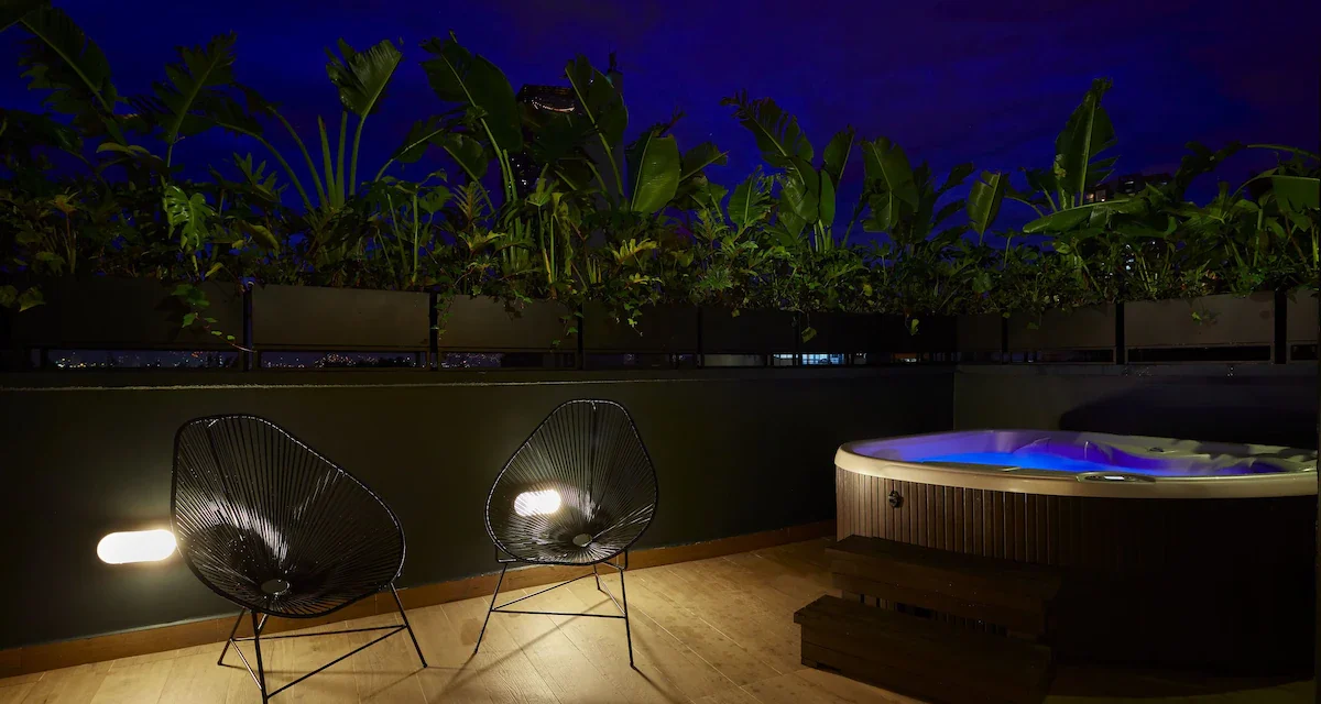 14 Urban Hotel