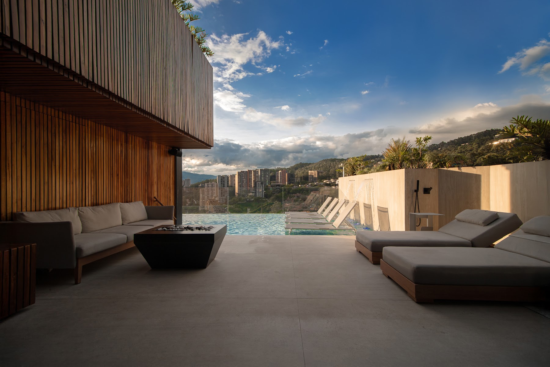 Binn Hotel in Las Lomas II, Medellín