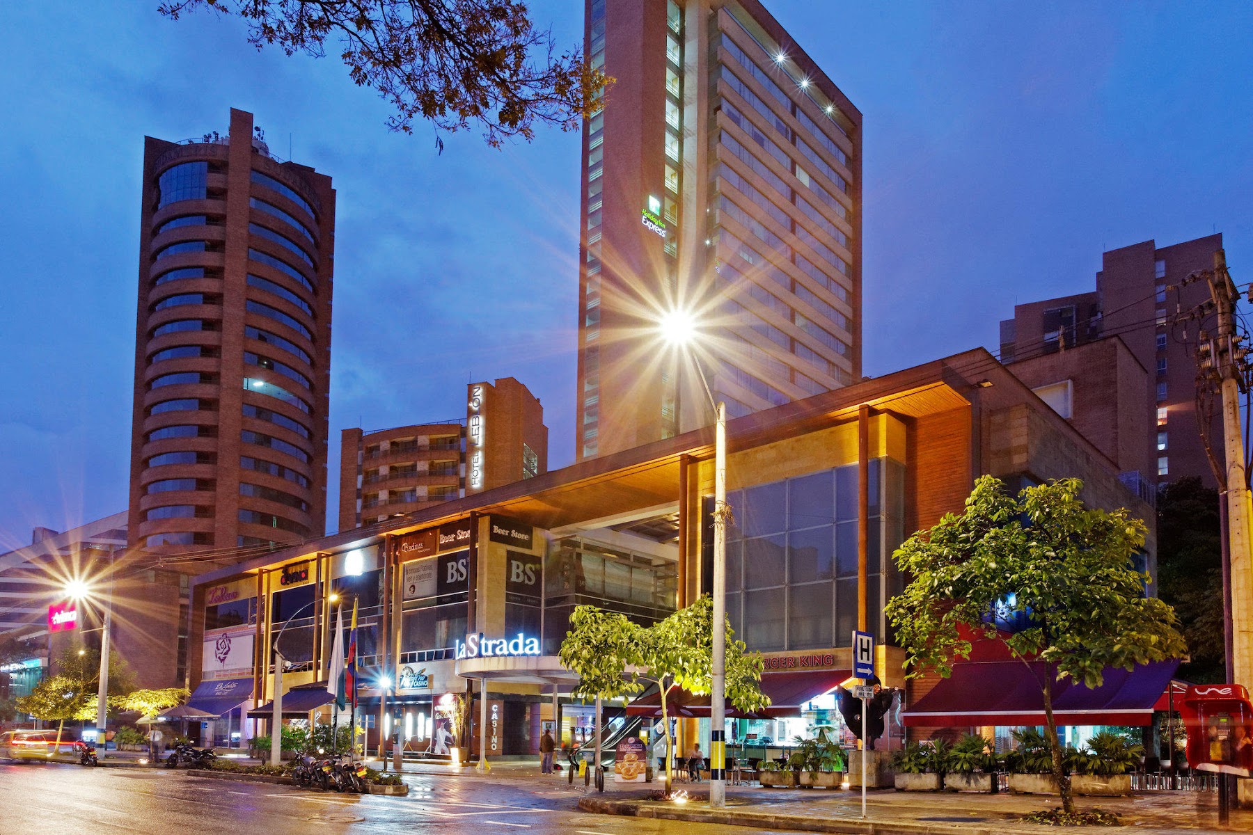Holiday Inn Express & Suites Medellin by IHG in Alejandría, Medellín