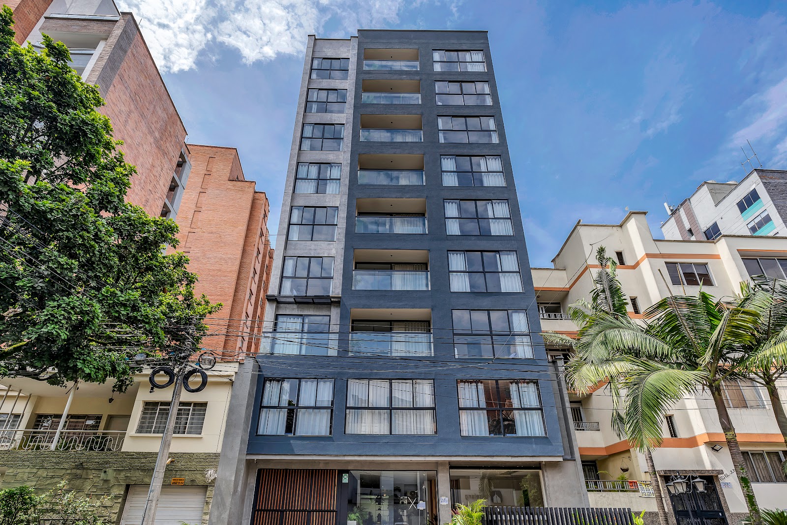 HOUSY Laureles 5
