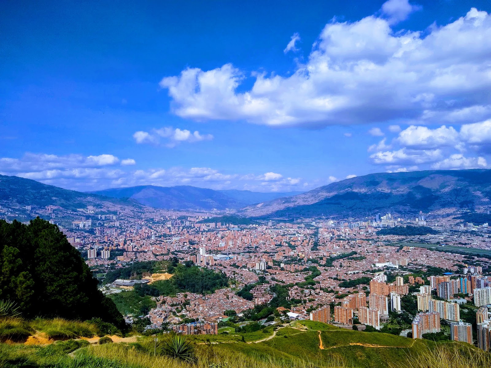 Medellín neighborhoods map