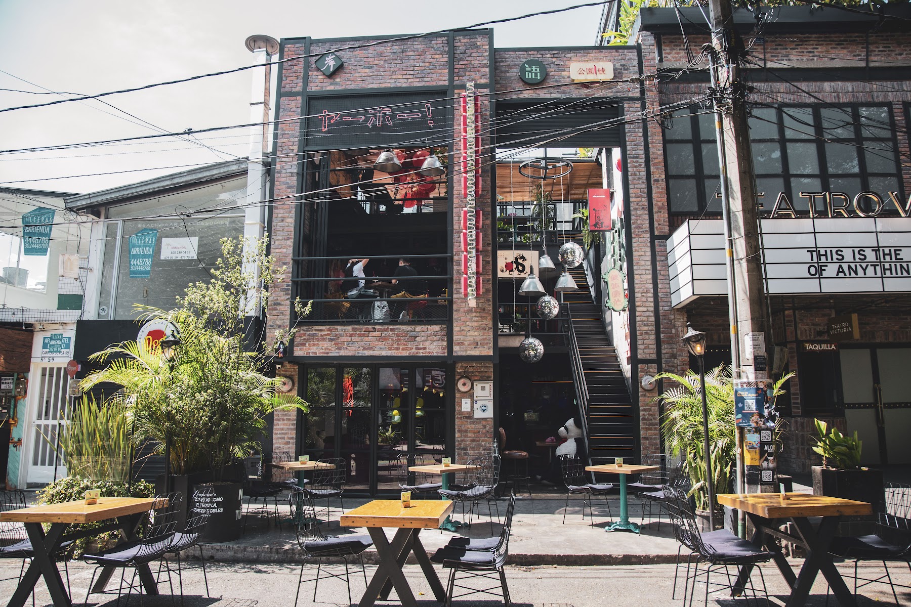 Yacky Chan in El Poblado, Medellín