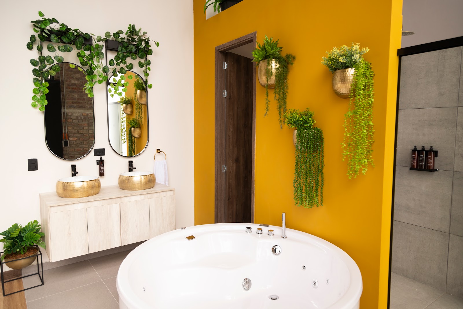 Royal Living Poblado 3
