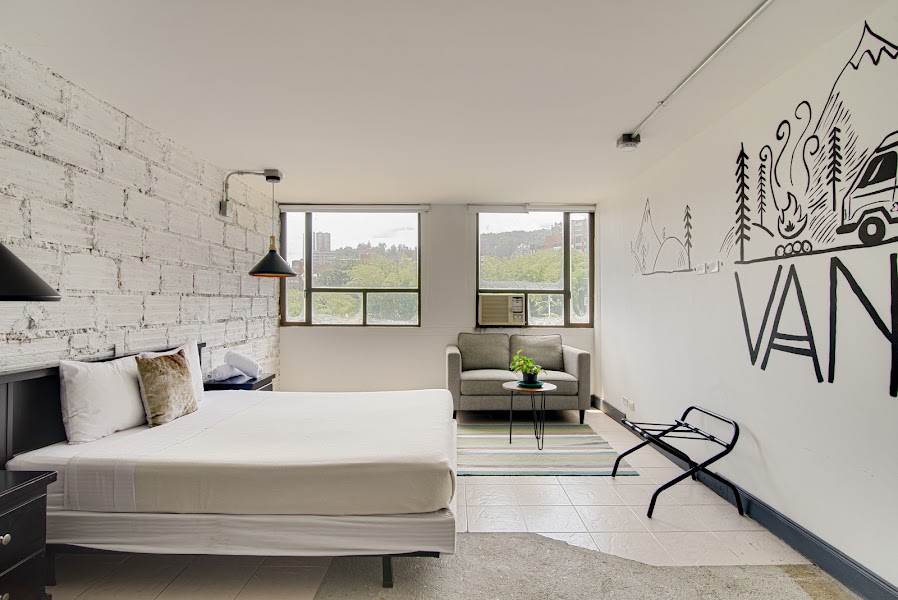 Socialtel Provenza Medellin room or amenity in El Poblado