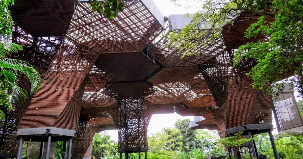 Long-stay Medellín apartments coworking spaces remote work